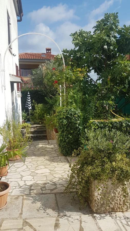 Ferienwohnung Maria Mare Rovinj Exterior foto